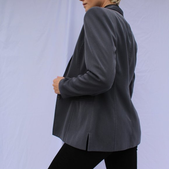 lightweight Grey Blazer - Picture 3 of 4
